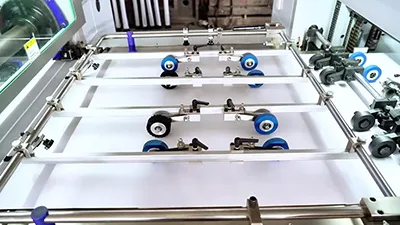 Machine automatique de découpe et rainage à plat HF-800H