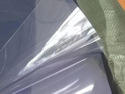 Platine de découpe et de dorure automatique à plat  (jusqu’à 700 tonnes)